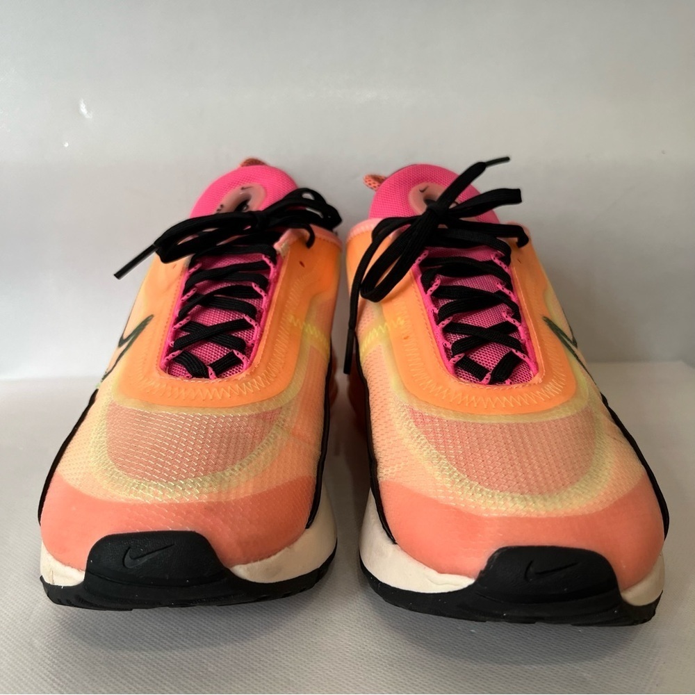 Nike Women's Sneakers Pink Orange Black - Picture 4 of 9